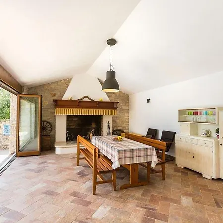 Ferienhaus In Mit Privatem Pool